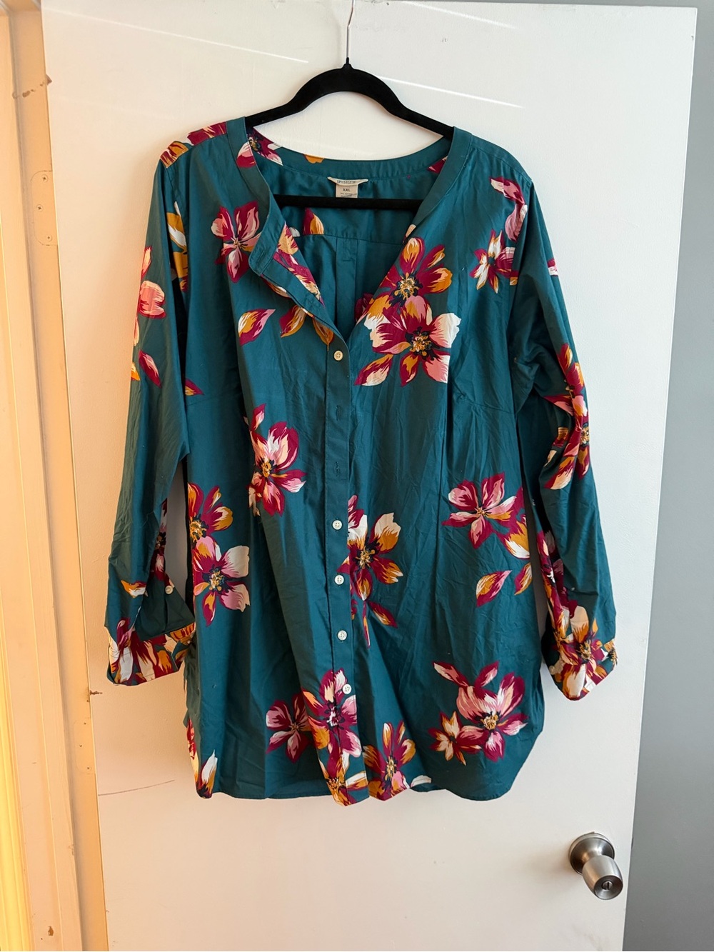 Duluth Trading Co Teal Floral Button-Up Blouse